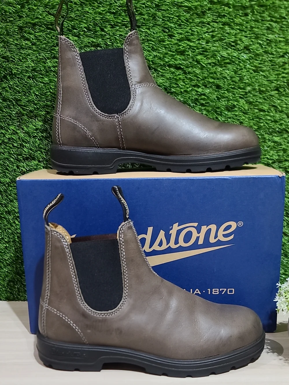 Blundstone 1469 Classic's Chelsea Boots - Steel Grey US Men's 8/AUS 7 New
